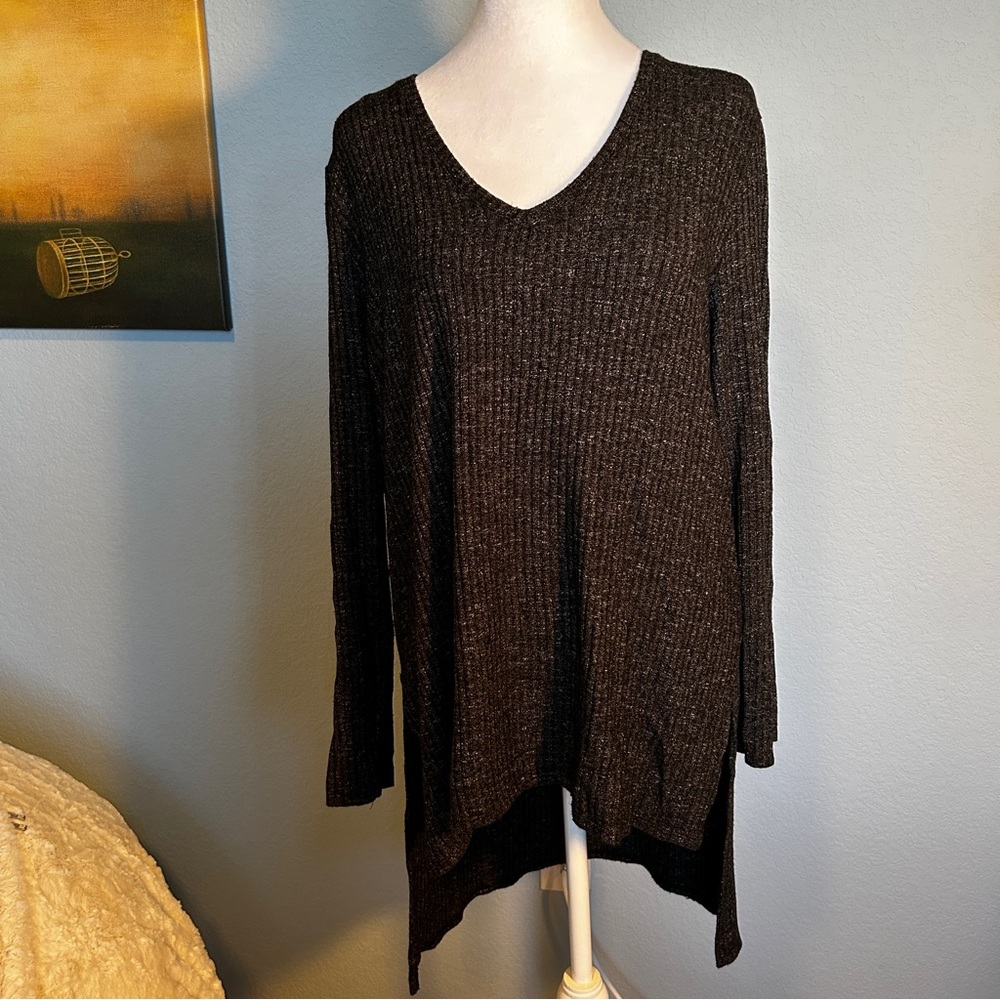 Vince Camuto Charcoal V-Neck Long Sleeve Hi Lo Ribbed Sweater Tunic - L